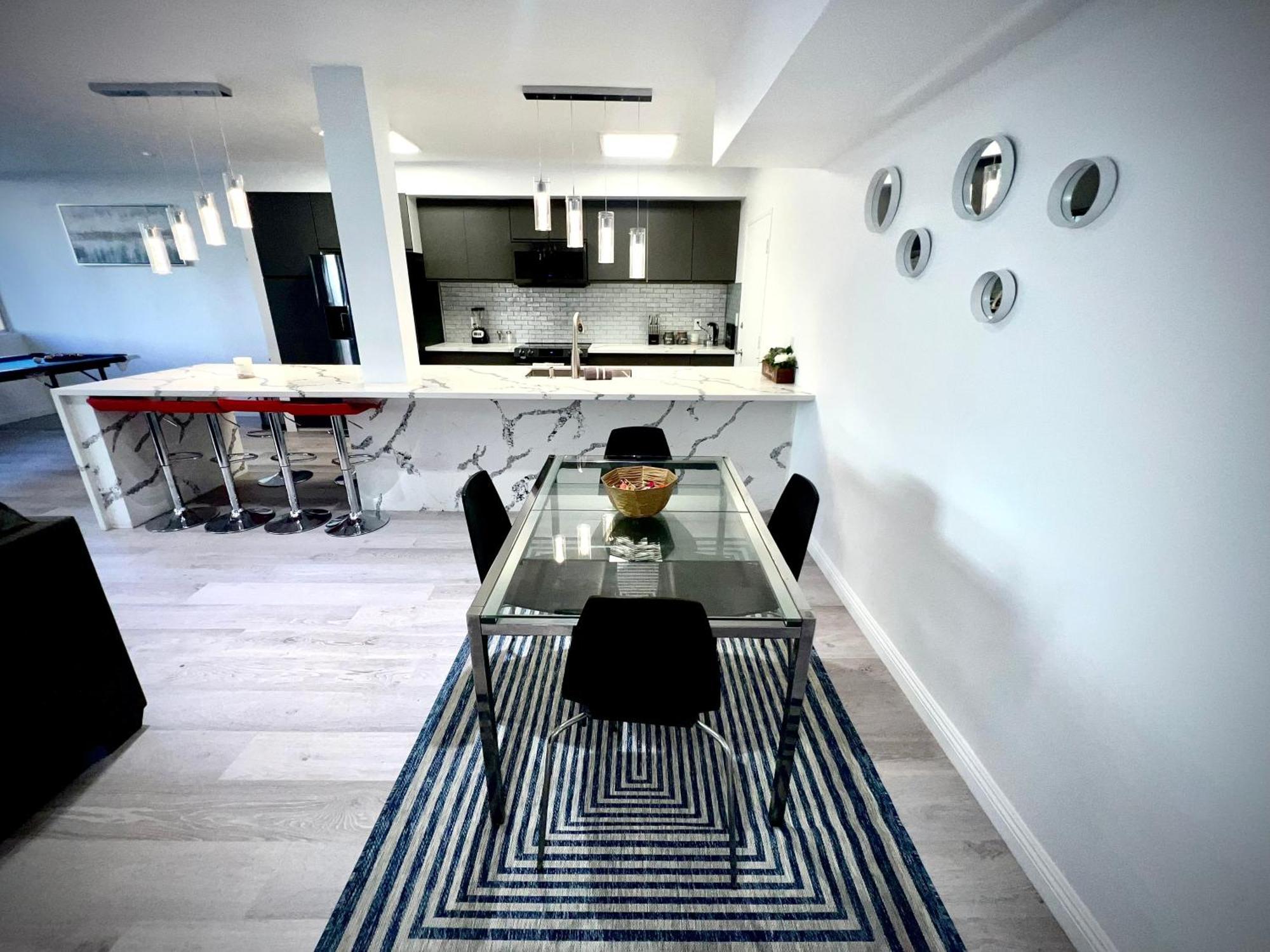 Amazing Large 2 Bedroom West Hollywood Apartment 로스앤젤레스 외부 사진